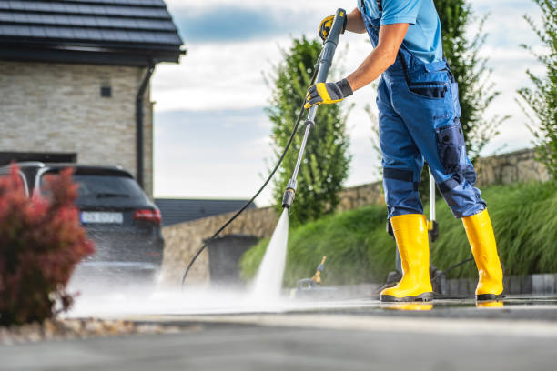 Best Commercial Pressure Washing in Mahtomedi, MN